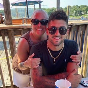 Meet your Posher, Alex